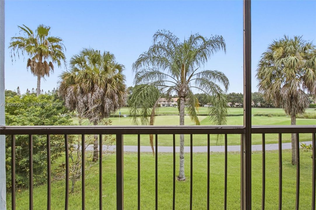 En Venta: $215,000 (2 camas, 2 baños, 1155 Pies cuadrados)