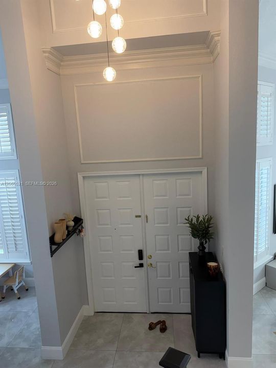 En Renta: $13,000 (4 camas, 3 baños, 2719 Pies cuadrados)