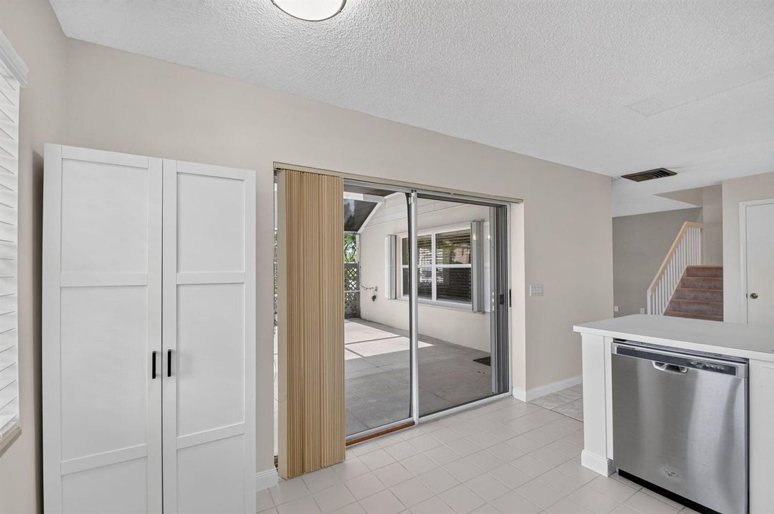 Kitchen & Living Area