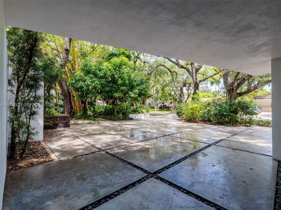 Carport