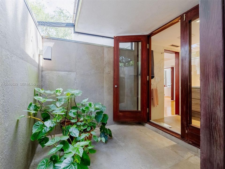 В аренду: $9,000 (4 спален, 3 ванн, 2768 Квадратных фут)