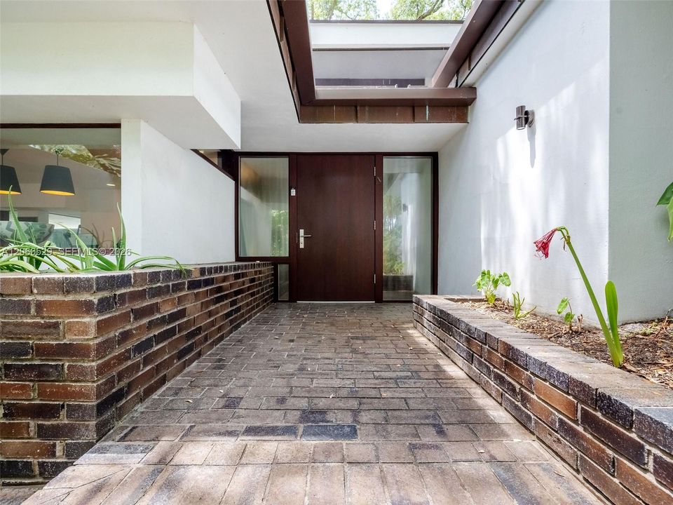 В аренду: $9,000 (4 спален, 3 ванн, 2768 Квадратных фут)