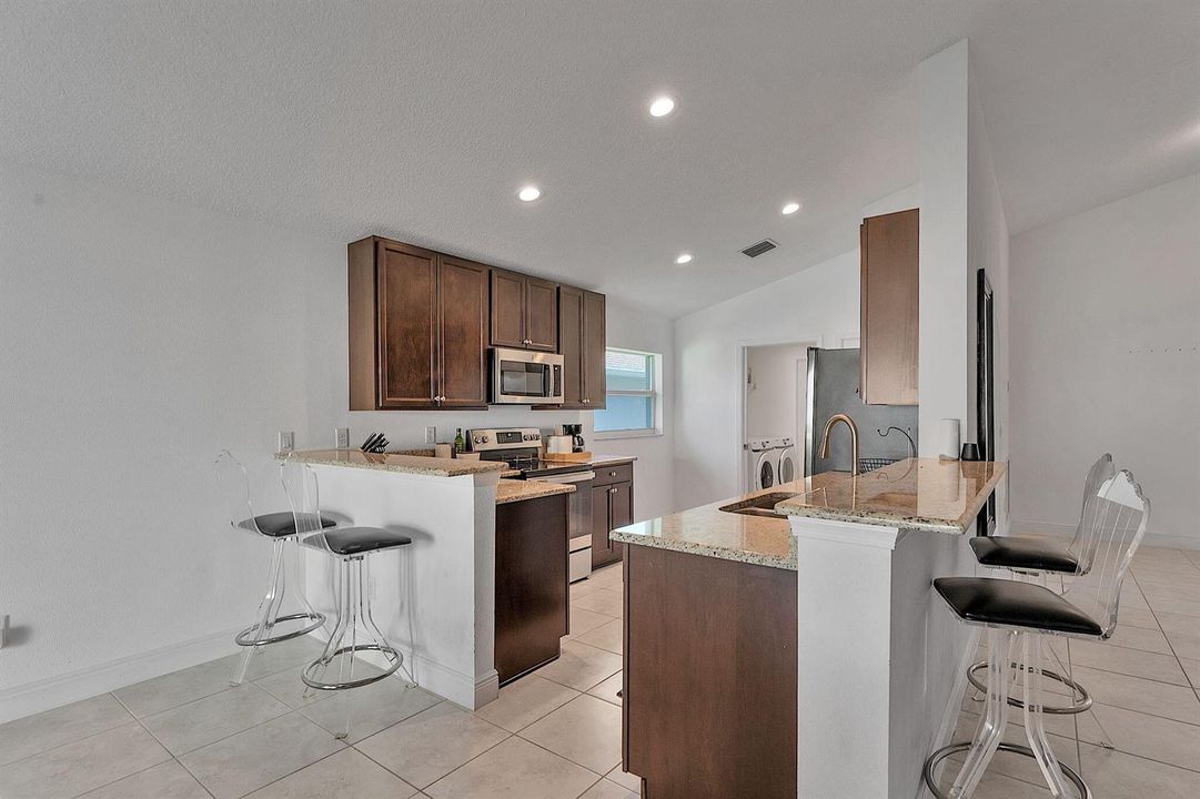 13-web-or-mls-9728 - 013
