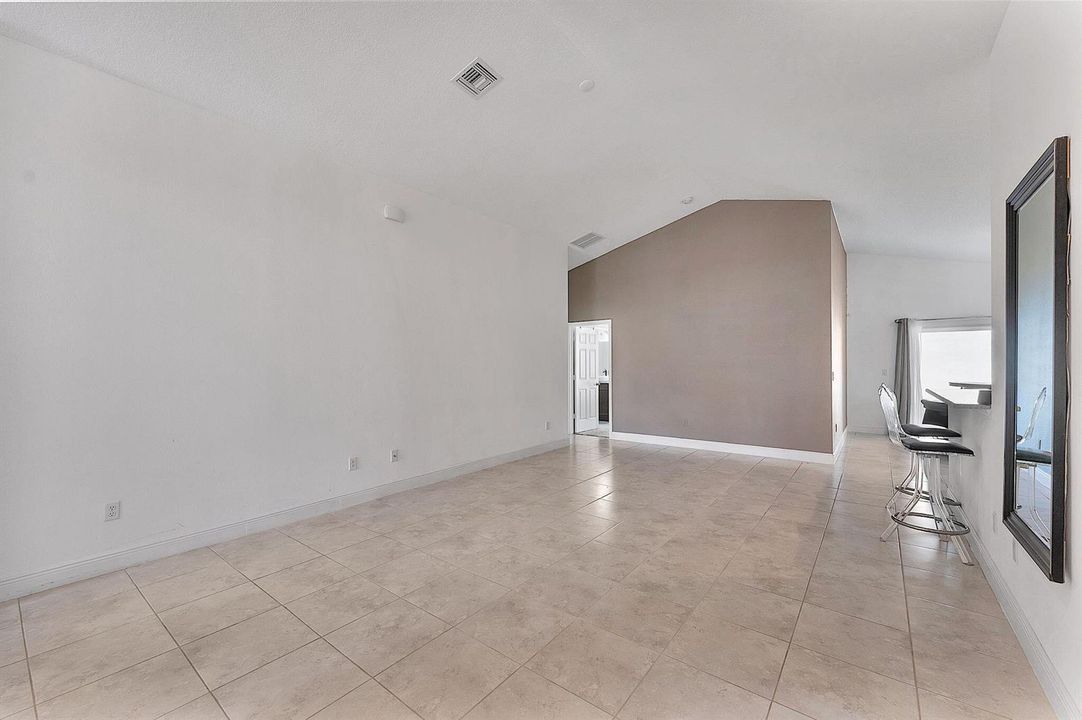 6-web-or-mls-9728 - 006