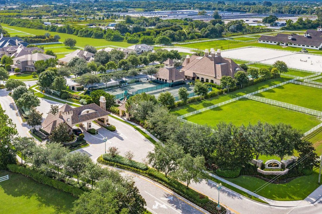 Equus Clubhouse (14)