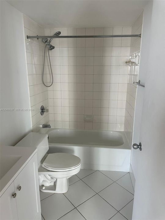 En Venta: $519,900 (1 camas, 1 baños, 806 Pies cuadrados)