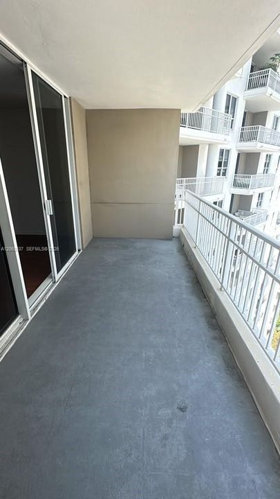 En Venta: $519,900 (1 camas, 1 baños, 806 Pies cuadrados)