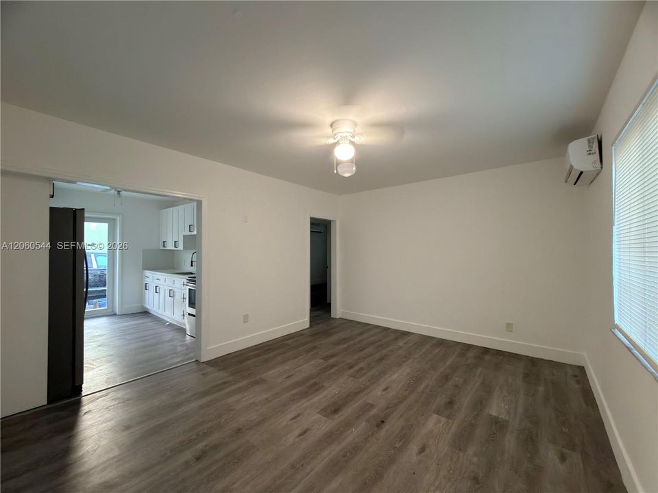 En Venta: $425,000 (2 camas, 1 baños, 780 Pies cuadrados)