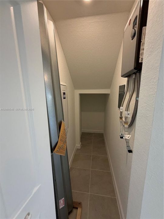 For Rent: $2,400 (3 beds, 2 baths, 0 Square Feet)