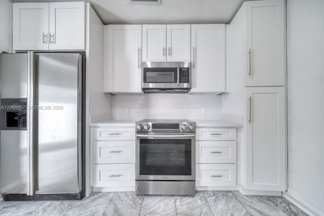На продажу: $525,000 (3 спален, 2 ванн, 1083 Квадратных фут)