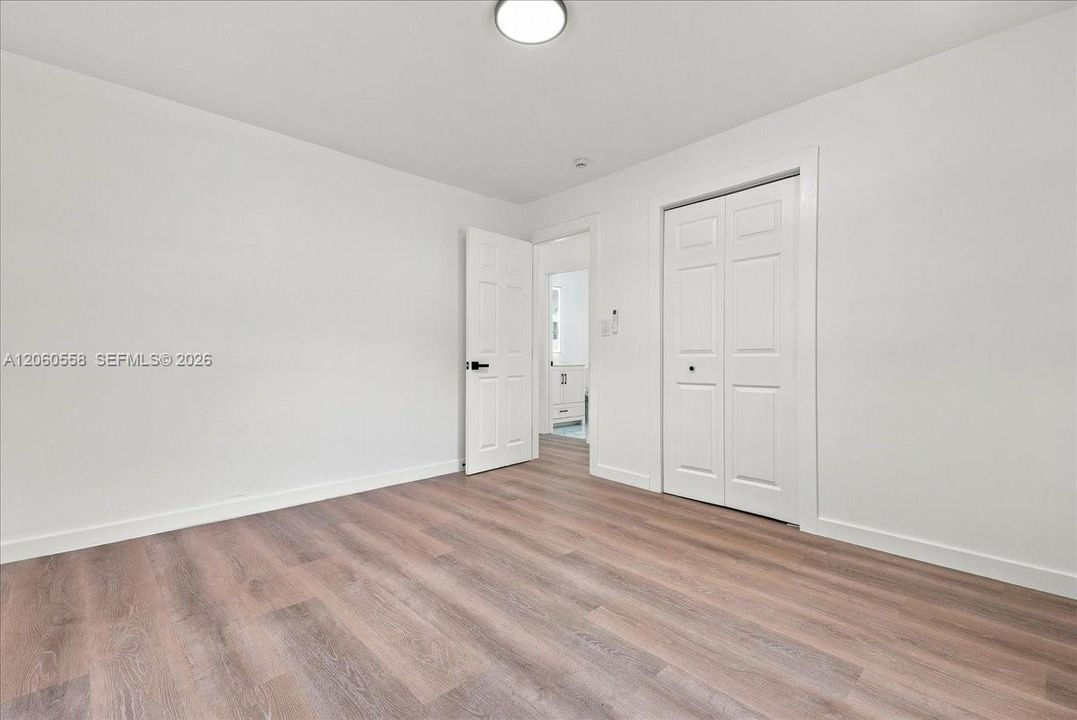 For Sale: $465,000 (2 beds, 1 baths, 750 Square Feet)