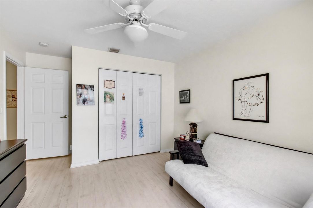 Guest Bedroom #1