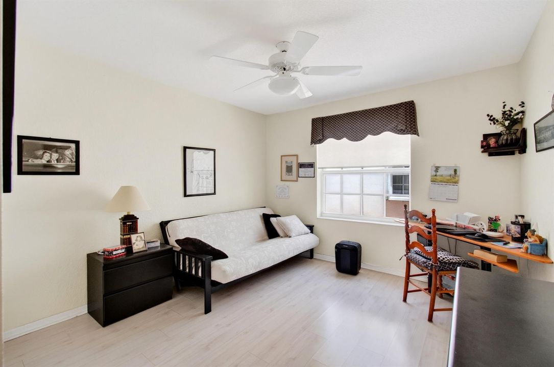 Guest Bedroom #1