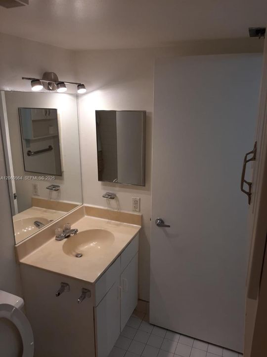 В аренду: $2,200 (1 спален, 1 ванн, 593 Квадратных фут)