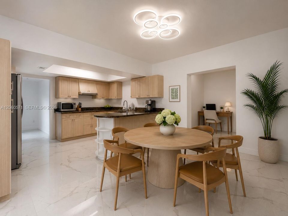 En Venta: $765,000 (6 camas, 3 baños, 2243 Pies cuadrados)