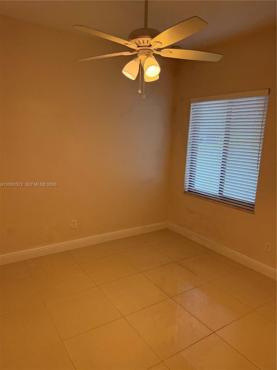 En Venta: $395,000 (3 camas, 2 baños, 0 Pies cuadrados)