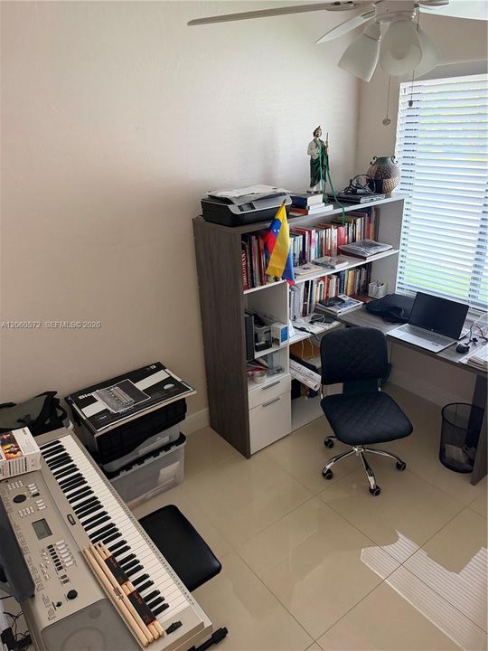 En Venta: $395,000 (3 camas, 2 baños, 0 Pies cuadrados)