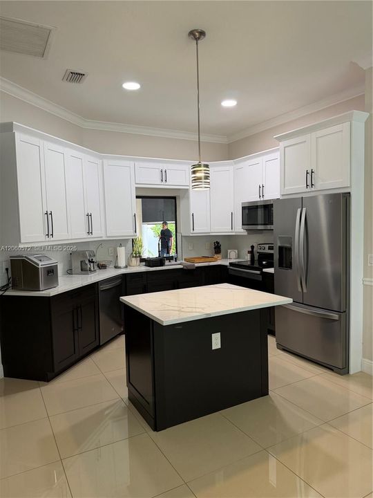 En Venta: $395,000 (3 camas, 2 baños, 0 Pies cuadrados)