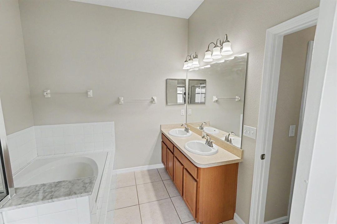127-web-or-mls-DSC00384