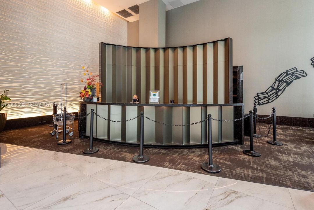 For Rent: $3,400 (1 beds, 1 baths, 774 Square Feet)