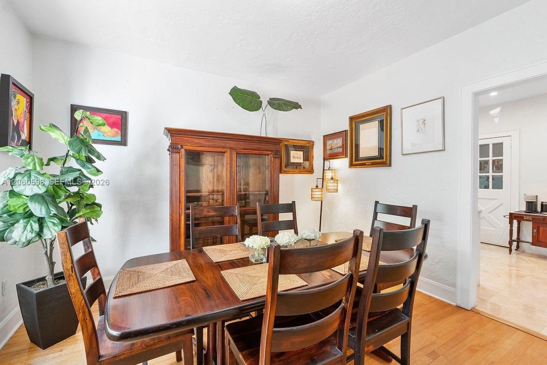 For Sale: $3,200,000 (4 beds, 2 baths, 2436 Square Feet)