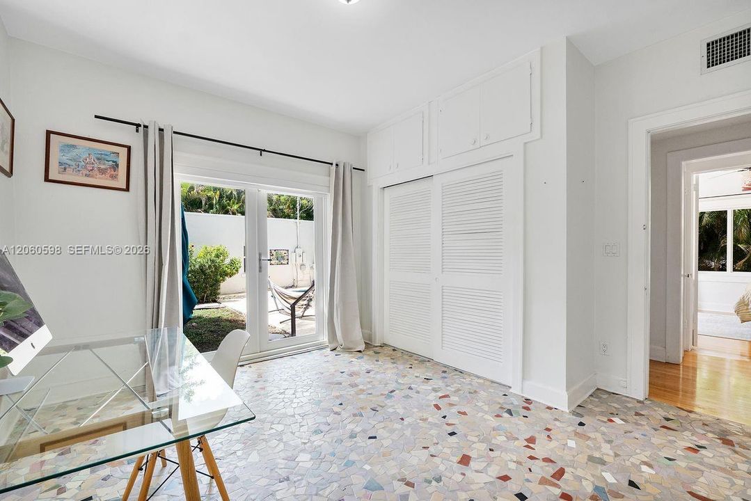 For Sale: $3,200,000 (4 beds, 2 baths, 2436 Square Feet)