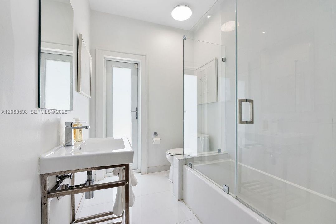 For Sale: $3,200,000 (4 beds, 2 baths, 2436 Square Feet)