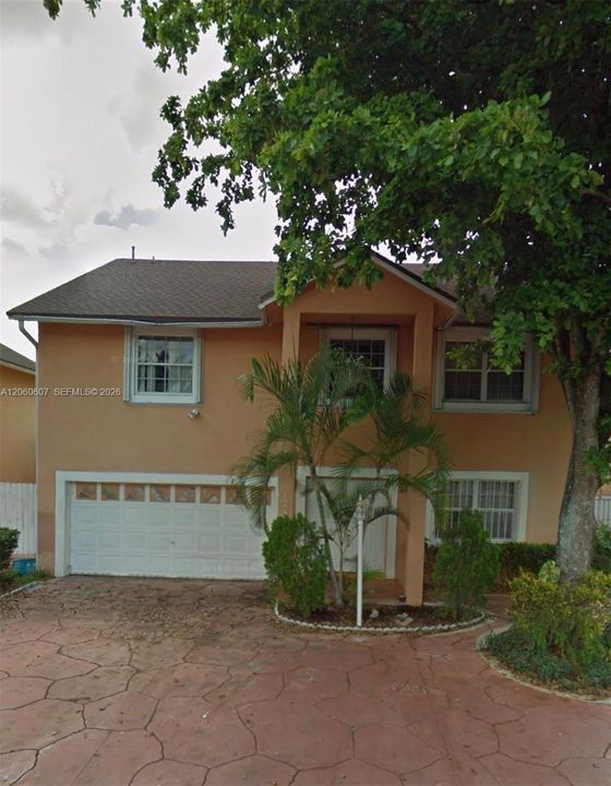 En Renta: $3,750 (3 camas, 2 baños, 3466 Pies cuadrados)