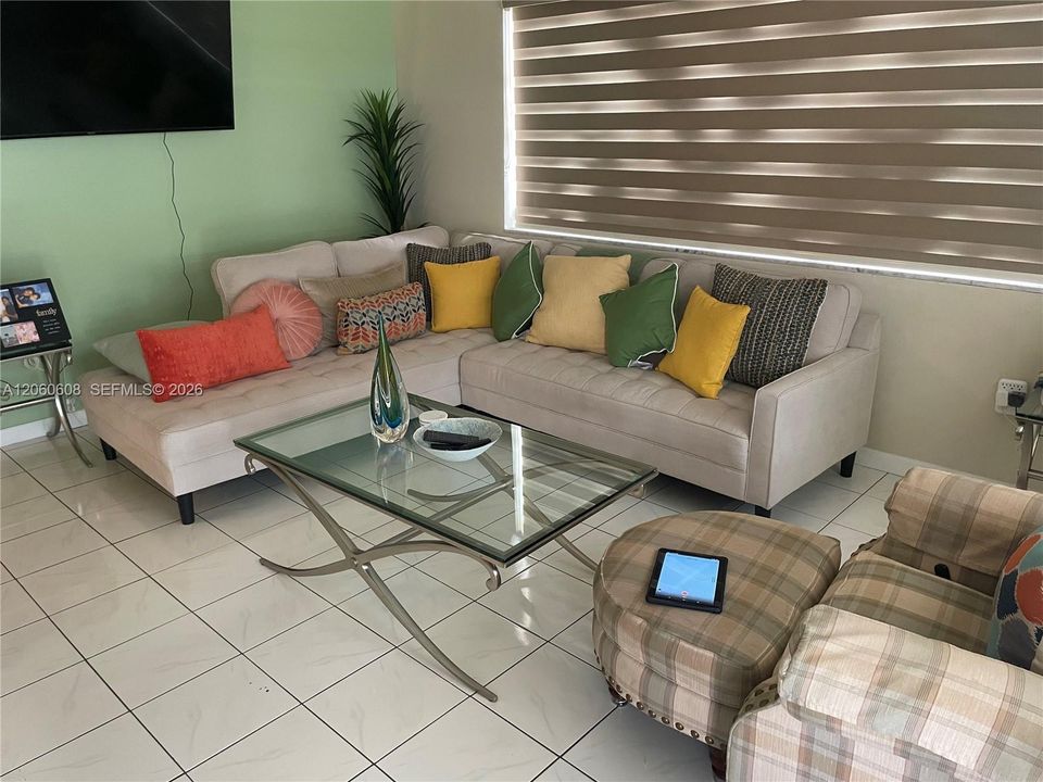 En Venta: $150,000 (2 camas, 2 baños, 903 Pies cuadrados)