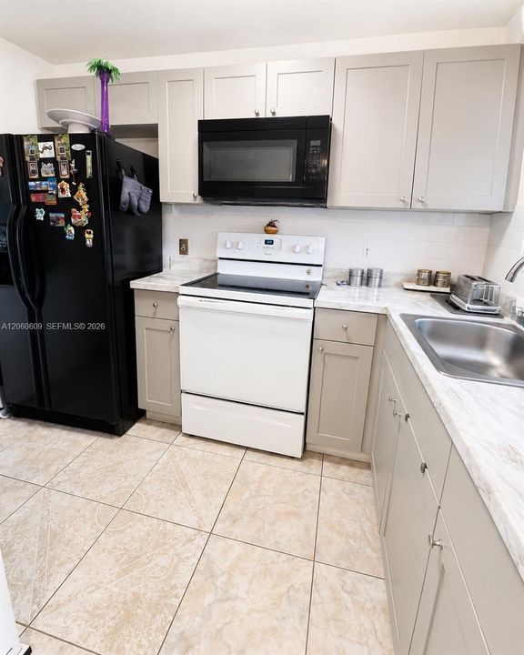 En Venta: $129,900 (2 camas, 2 baños, 850 Pies cuadrados)