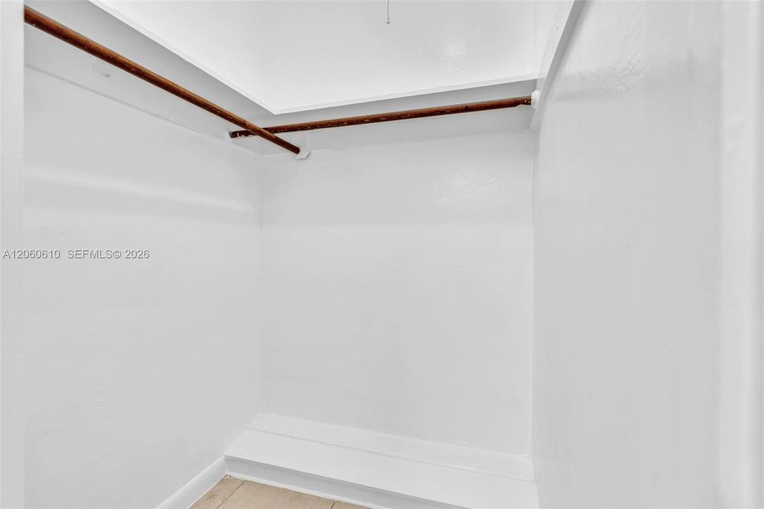 В аренду: $1,650 (0 спален, 1 ванн, 400 Квадратных фут)