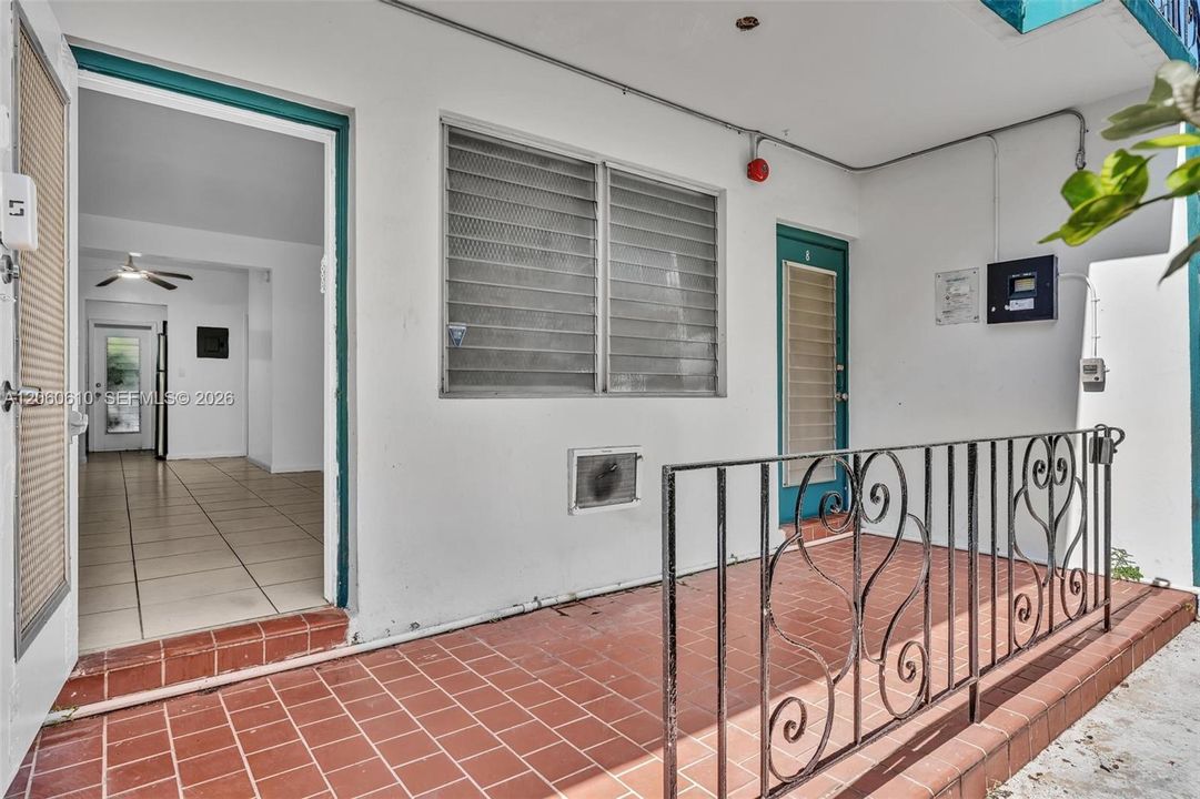 В аренду: $1,650 (0 спален, 1 ванн, 400 Квадратных фут)