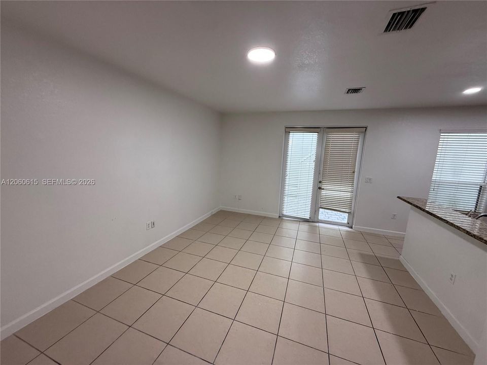 В аренду: $3,350 (4 спален, 3 ванн, 2312 Квадратных фут)