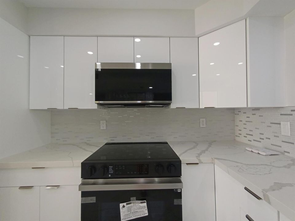 EuroDesign Lacquered Cabinets