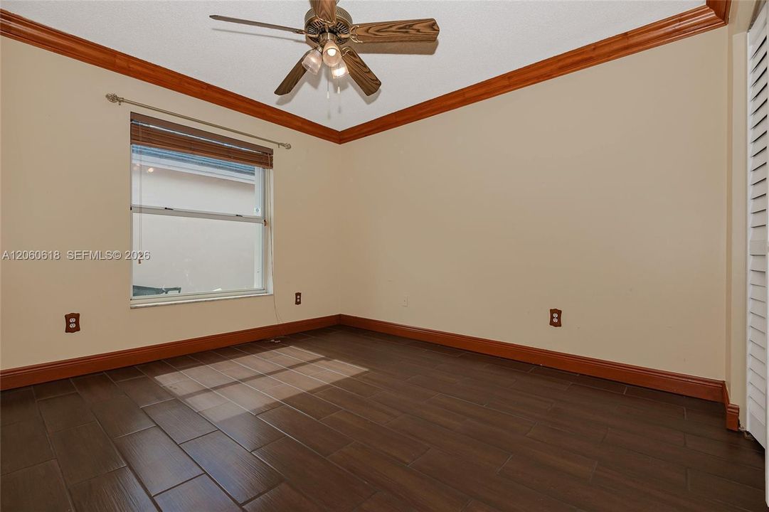На продажу: $639,990 (4 спален, 2 ванн, 1862 Квадратных фут)