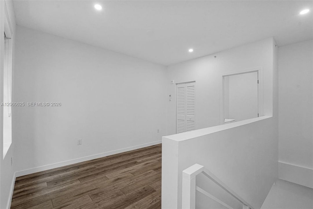 В аренду: $2,400 (1 спален, 1 ванн, 511 Квадратных фут)