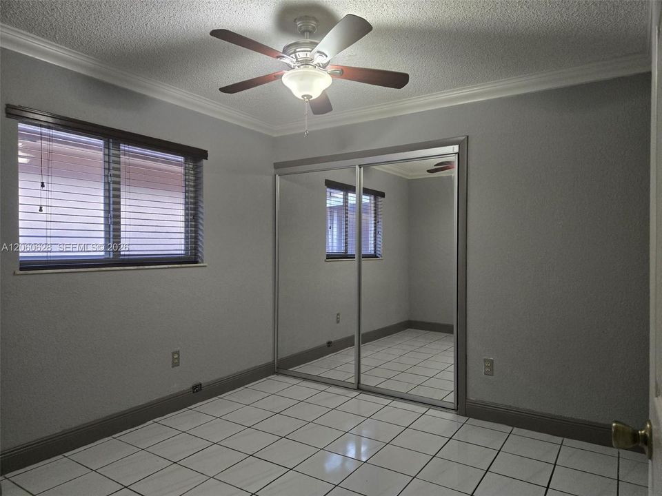 В аренду: $2,600 (2 спален, 1 ванн, 1125 Квадратных фут)