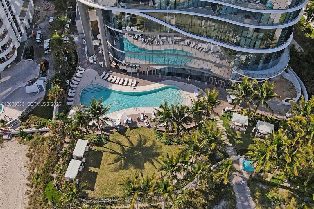 На продажу: $6,450,000 (3 спален, 4 ванн, 3080 Квадратных фут)