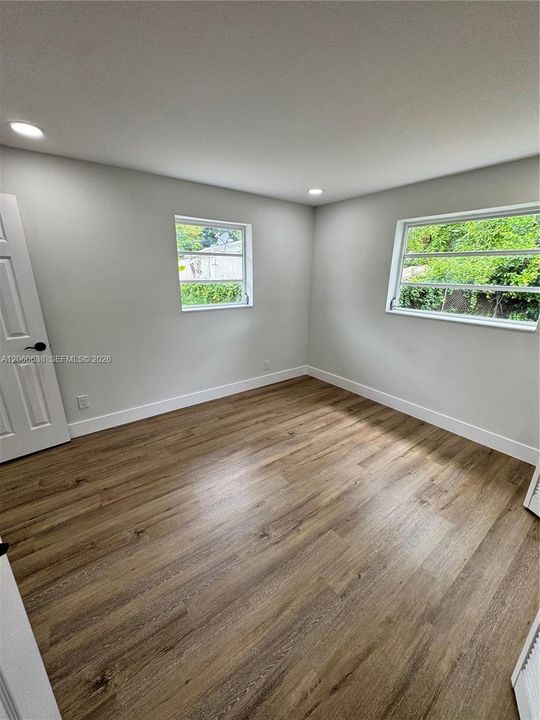Second en-suite bedroom