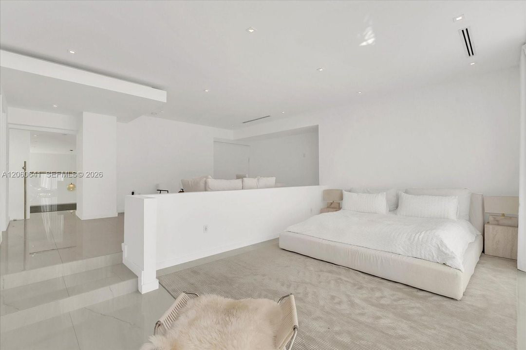 В аренду: $27,000 (3 спален, 3 ванн, 3623 Квадратных фут)