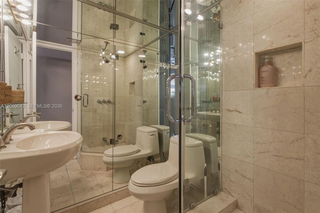 В аренду: $11,000 (3 спален, 3 ванн, 2614 Квадратных фут)