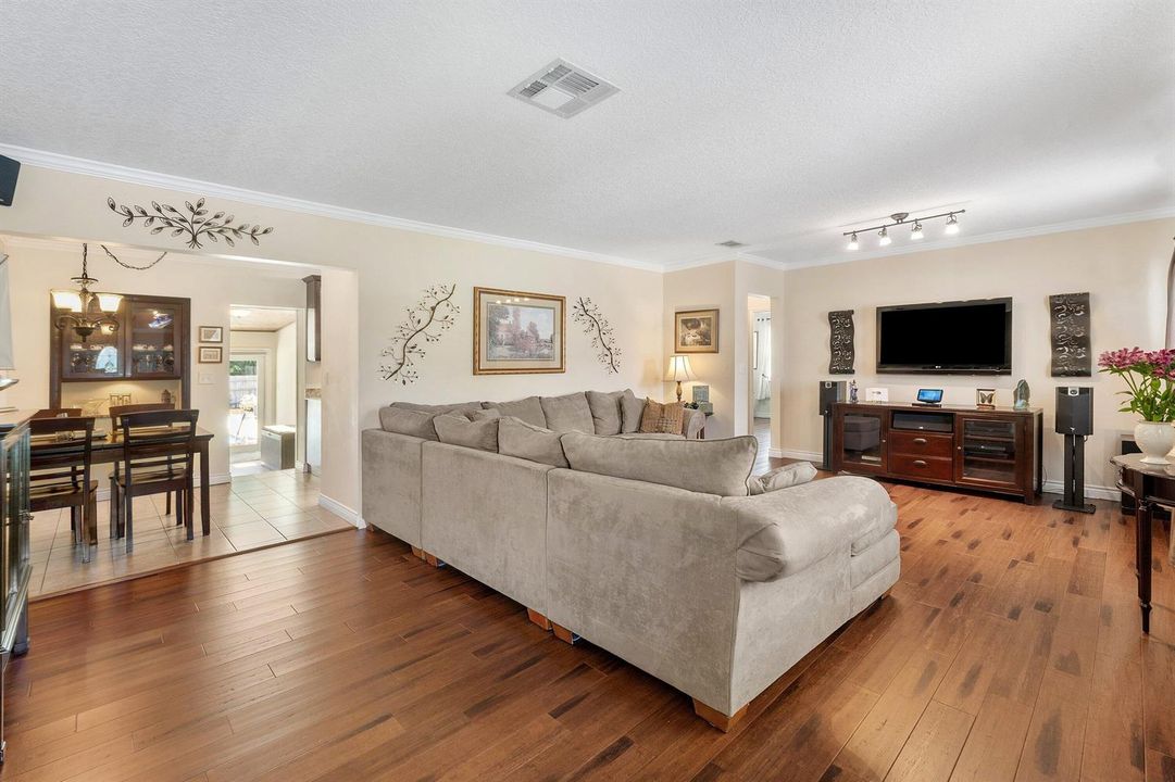 006-141DatePalmDrive-LakePark-FL-33403-S