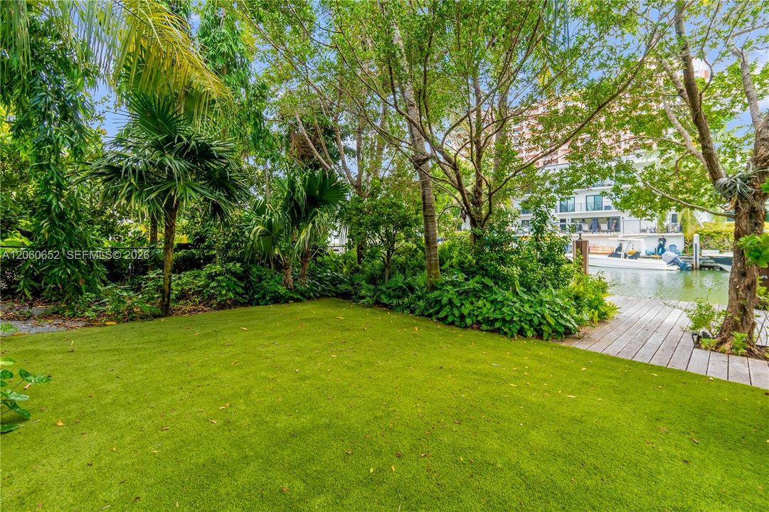 В аренду: $36,500 (4 спален, 4 ванн, 3589 Квадратных фут)