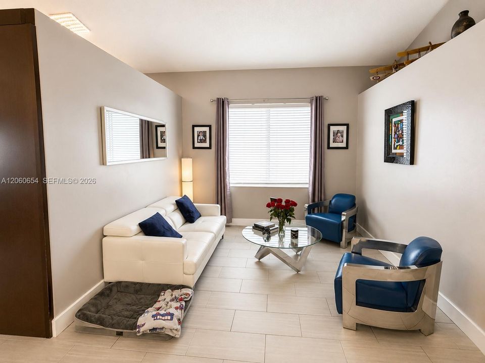 For Rent: $5,100 (4 beds, 2 baths, 1477 Square Feet)