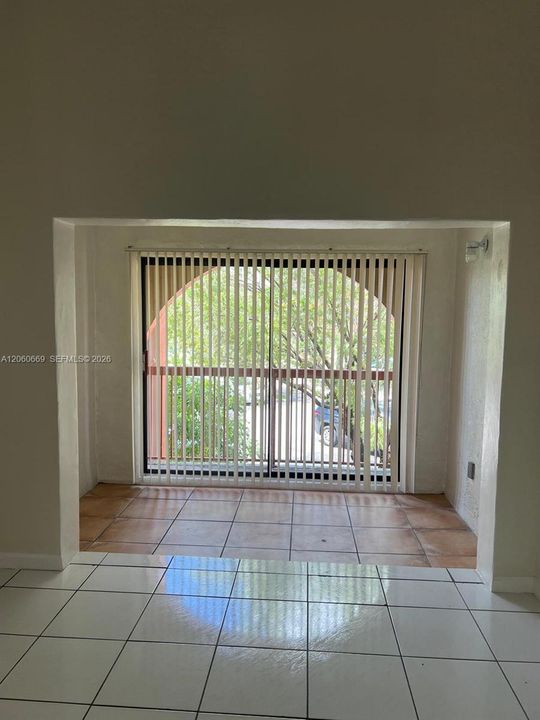 В аренду: $2,500 (2 спален, 2 ванн, 1000 Квадратных фут)