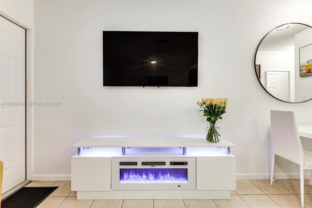 For Sale: $1,195,000 (0 beds, 0 baths, 2151 Square Feet)