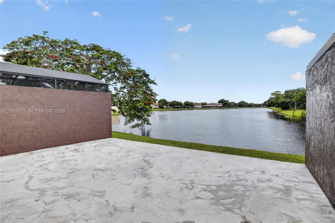 En Venta: $450,000 (3 camas, 3 baños, 1720 Pies cuadrados)