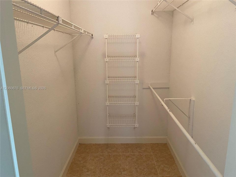 В аренду: $1,700 (1 спален, 1 ванн, 780 Квадратных фут)