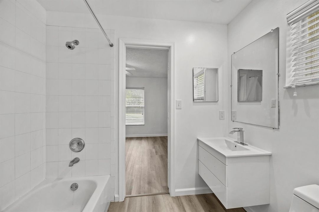 Jack & Jill Bathroom