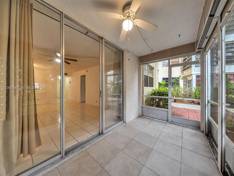 En Venta: $92,000 (1 camas, 1 baños, 705 Pies cuadrados)